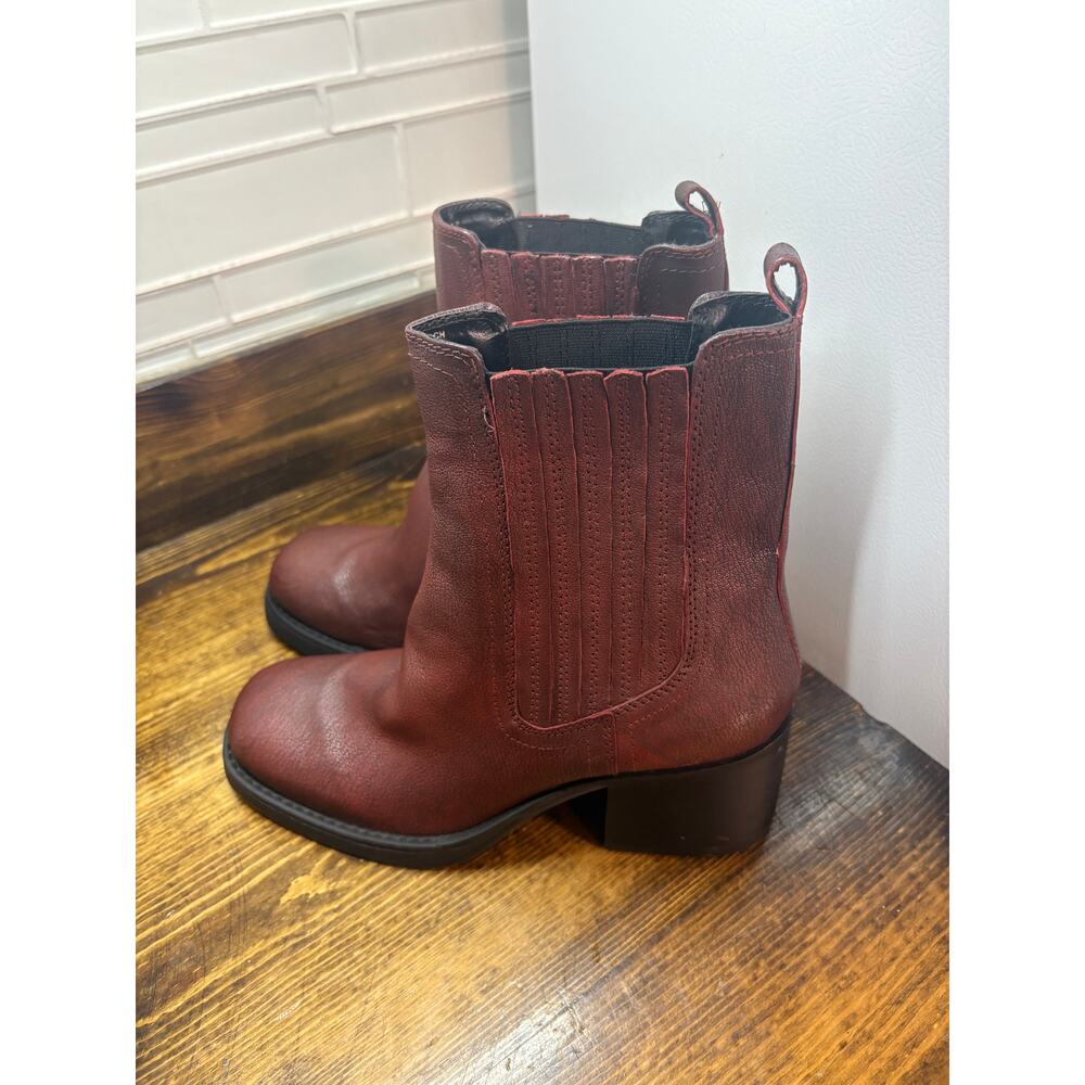 Kenneth Cole Brown Heeled Ankle‎ Boots Size 8